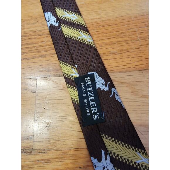 Vintage Elephant Safari Grenada by Excello Men's Tie 100% Polyester over 4" wide - Picture 10 of 10